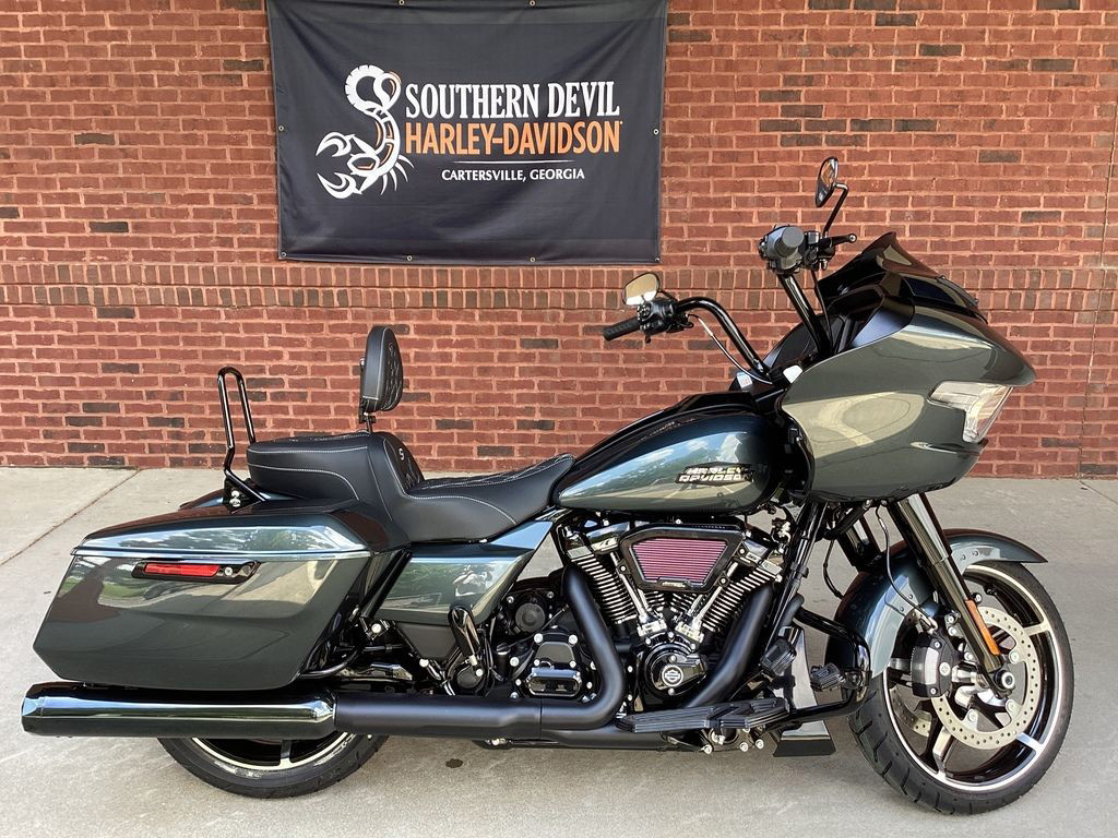 Road Glide®