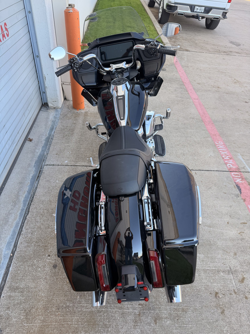 Road Glide®