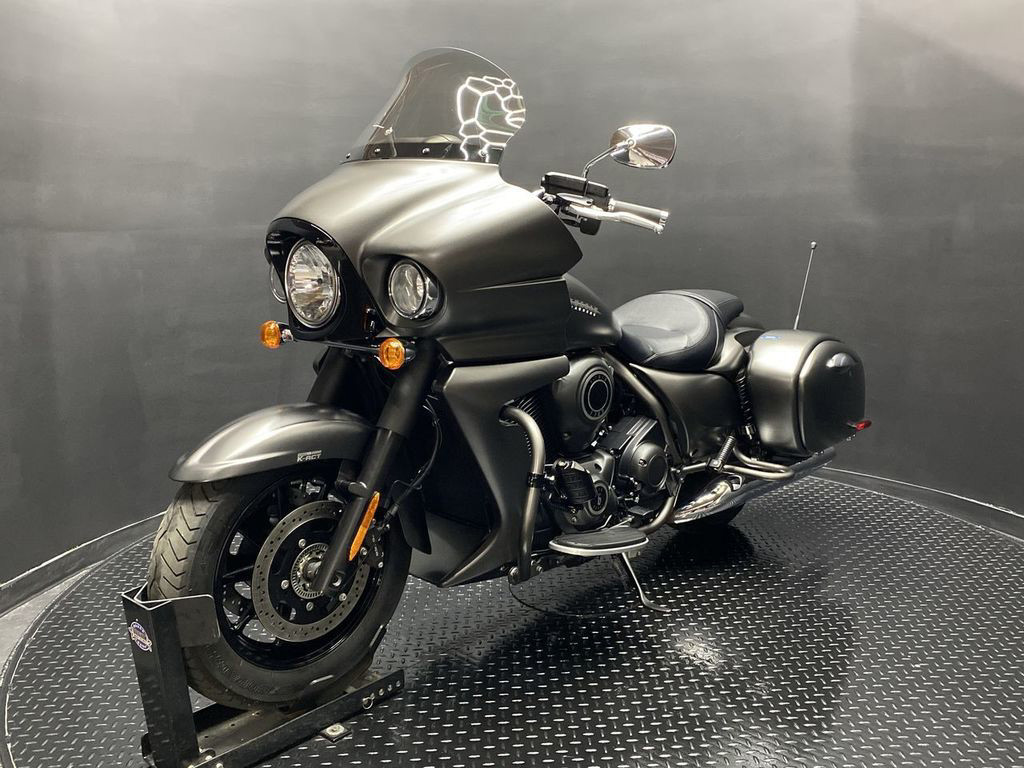 Vulcan 1700 Vaquero ABS