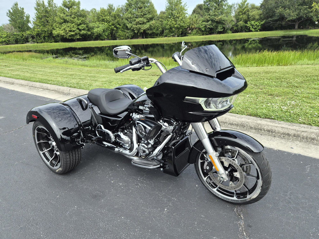 Road Glide® 3