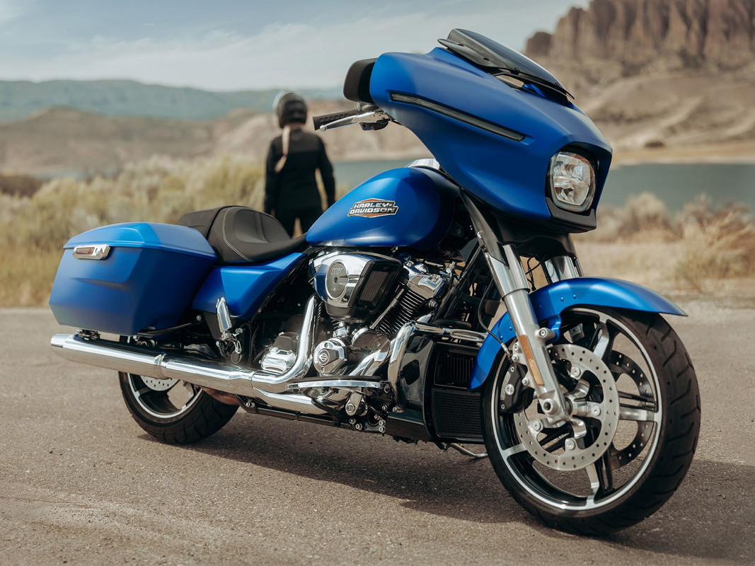 Street Glide®