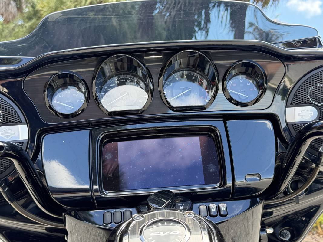 CVO® Street Glide®