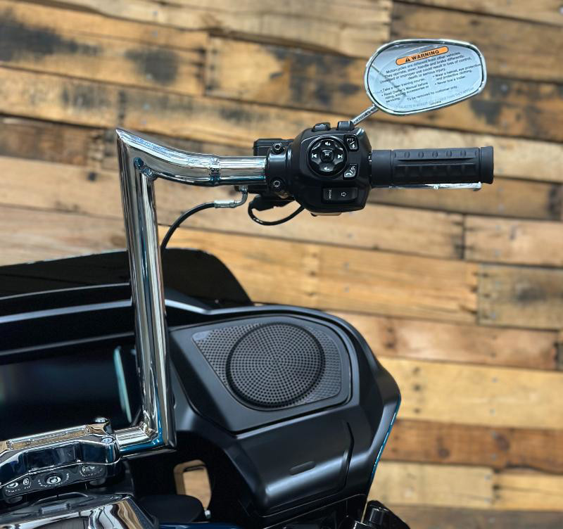 Road Glide®