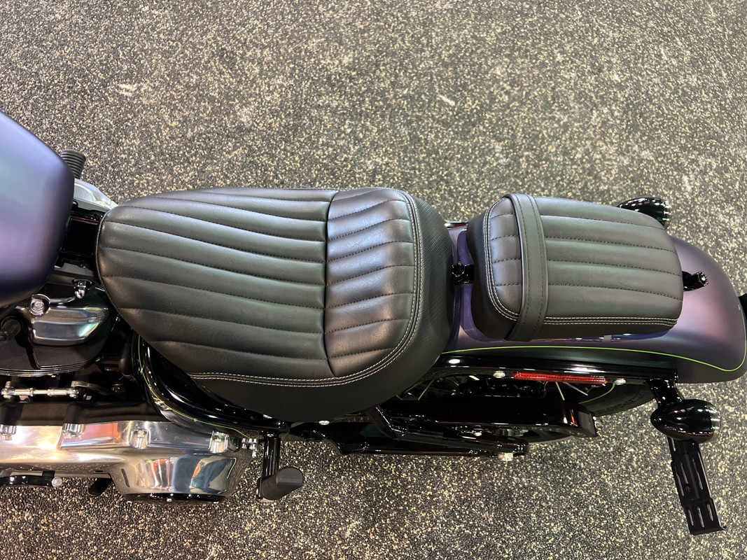 Street Bob®
