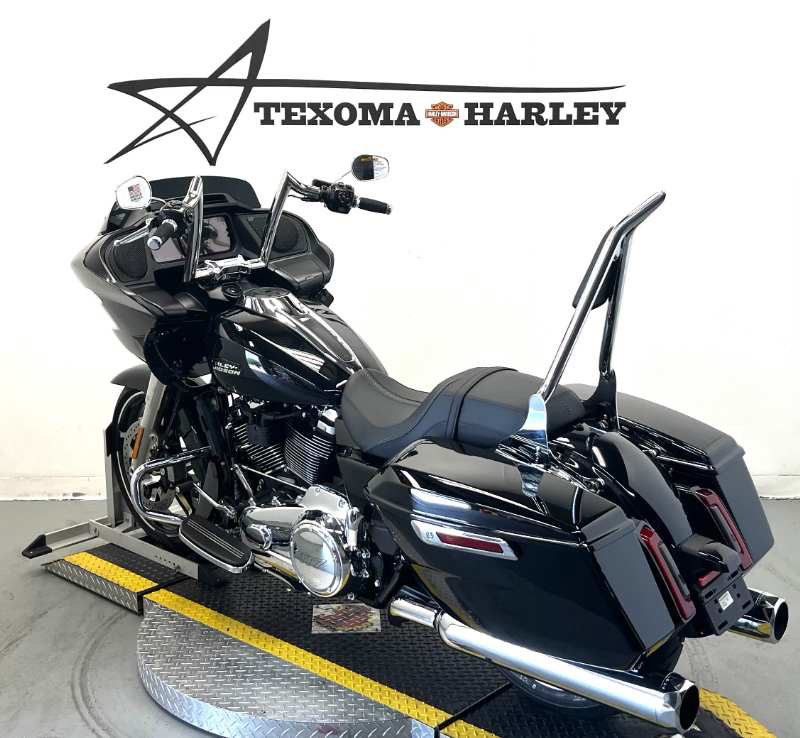 Road Glide®