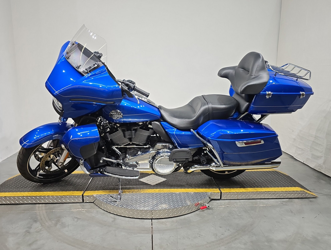 Street Glide® Ultra