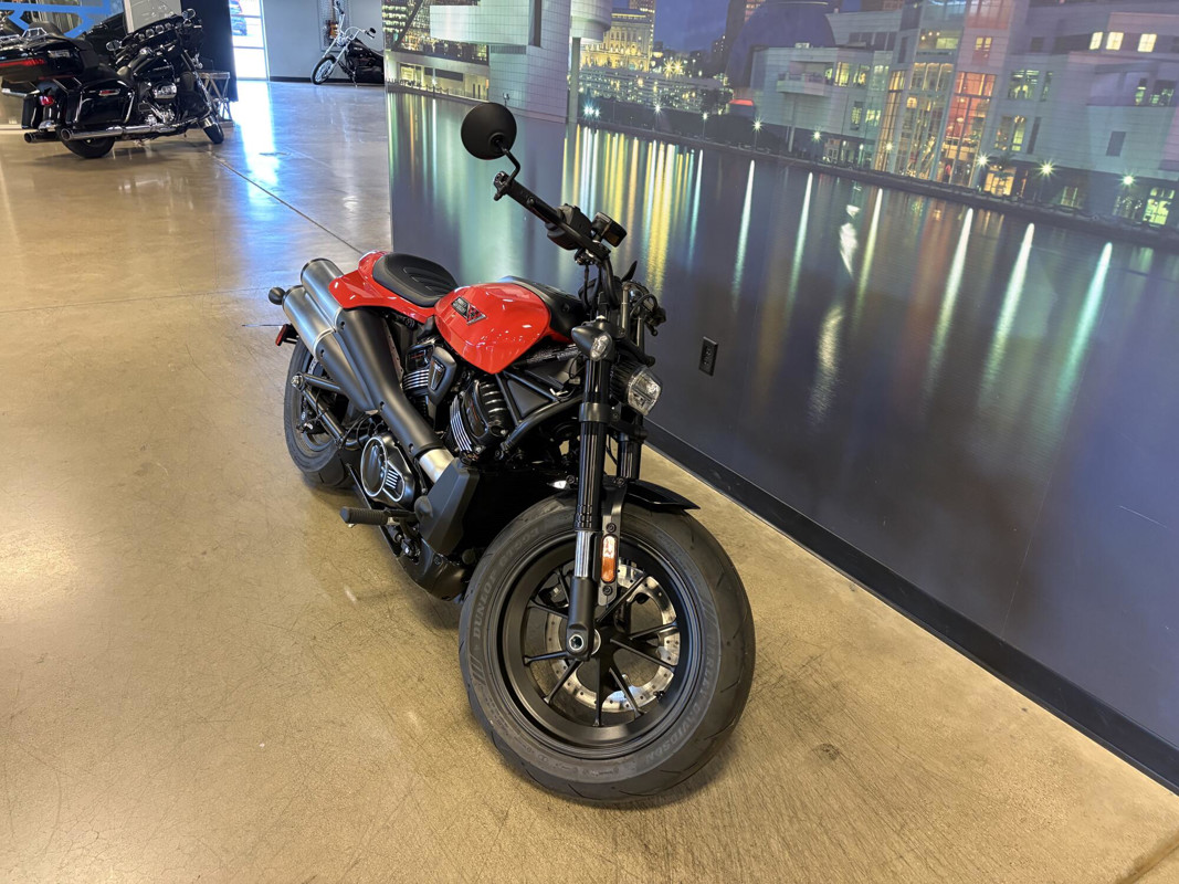 Sportster® S