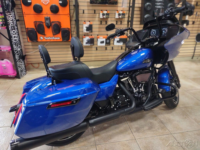 Road Glide®