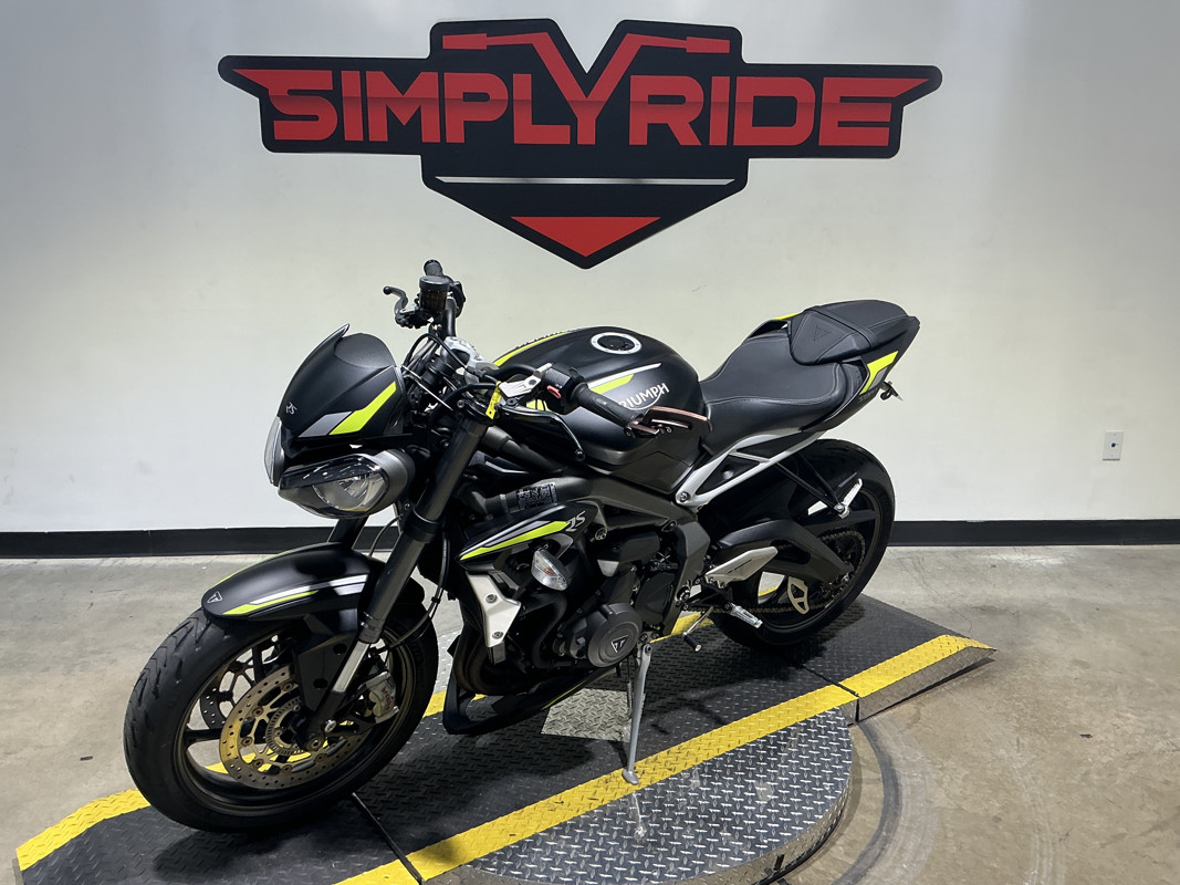 Street Triple RS