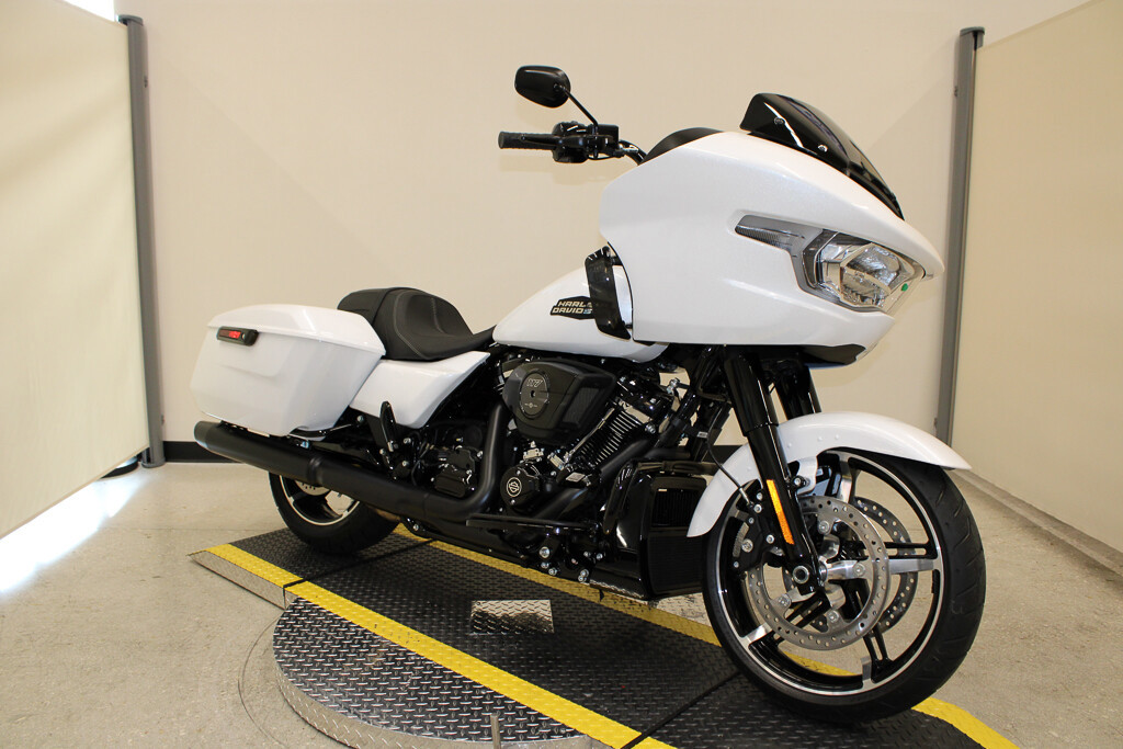 Road Glide®