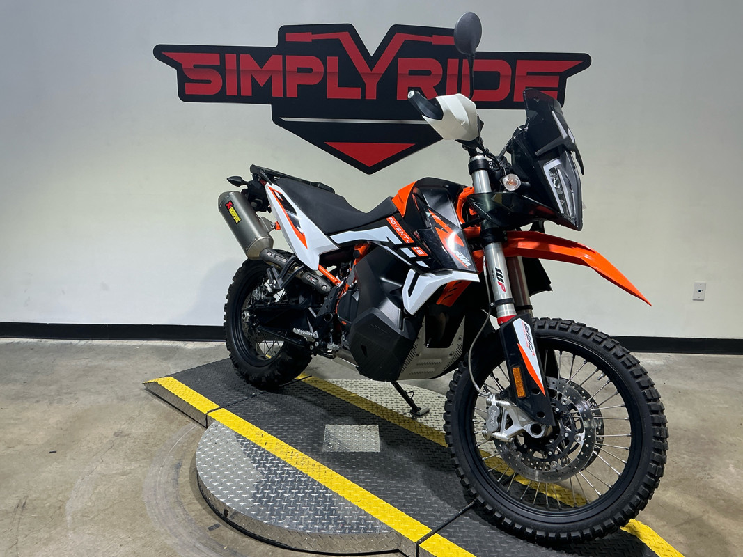 890 Adventure