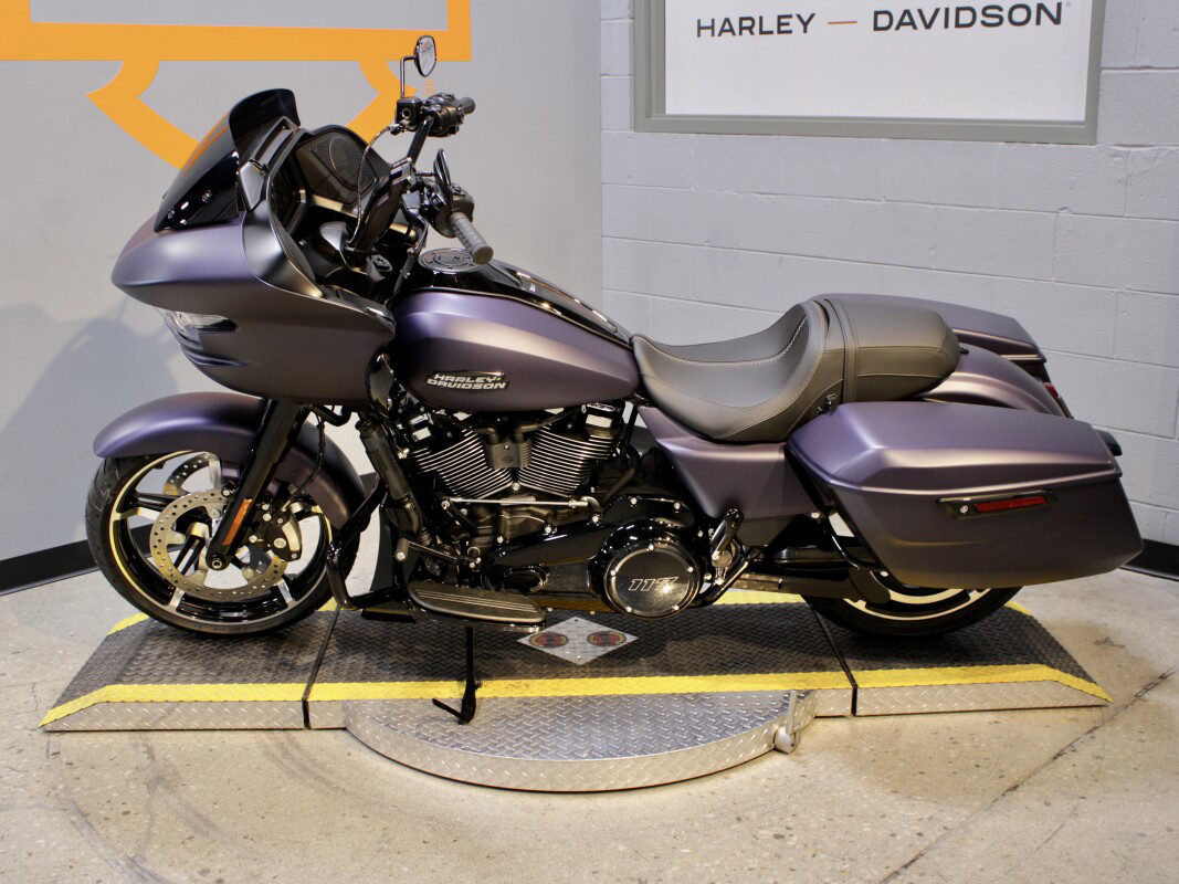 Road Glide®