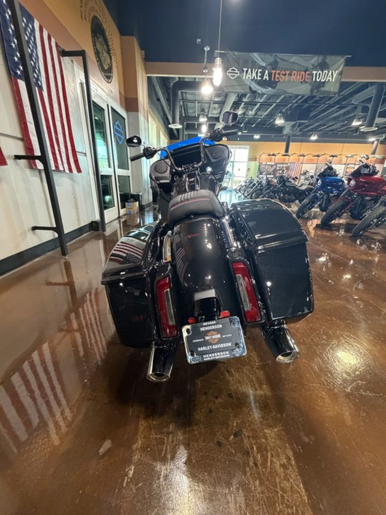 Road Glide®