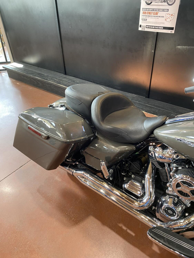 Road Glide®