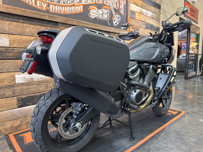 Pan America® 1250 Special