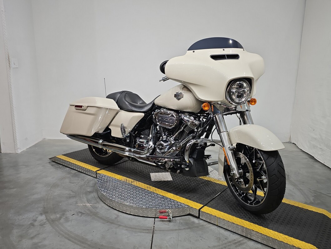 Street Glide® Special