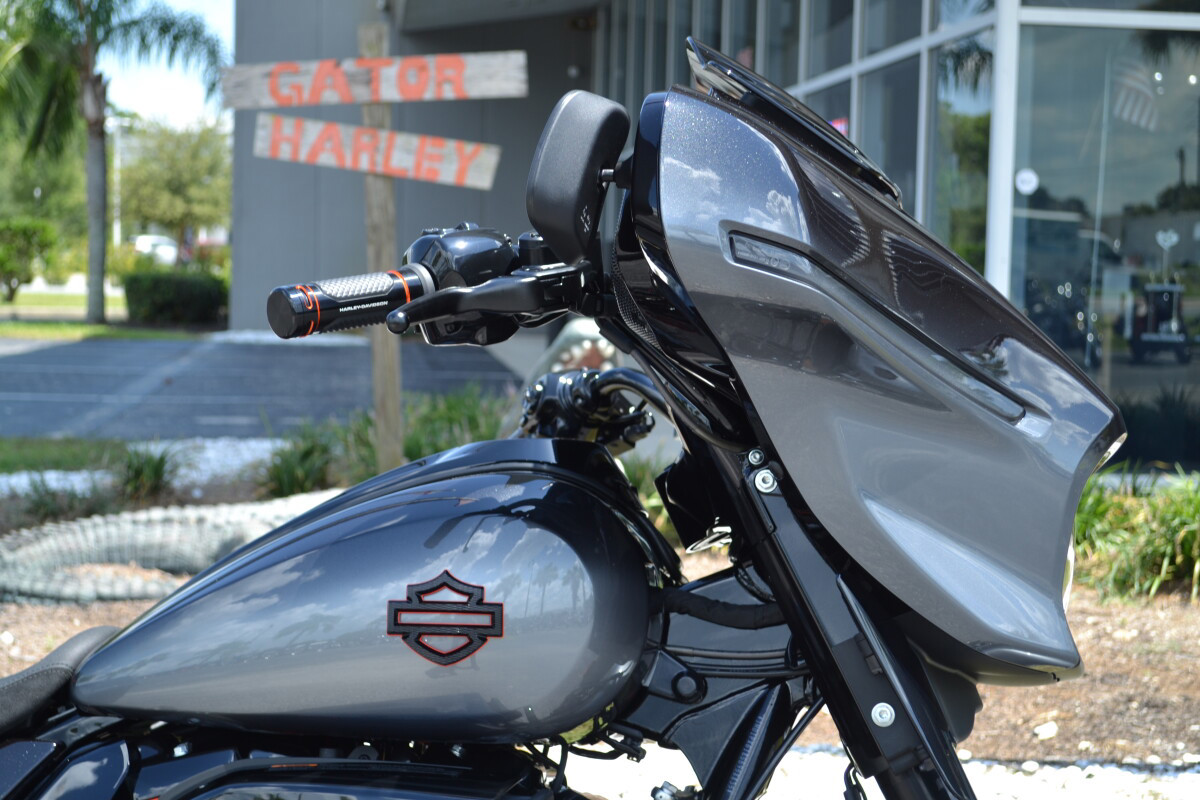 CVO® Street Glide®