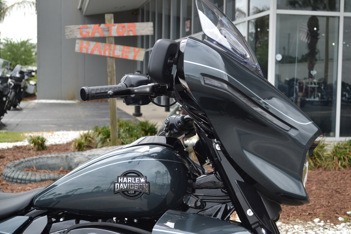 Street Glide® Limited