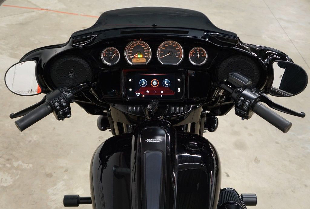 Street Glide® ST