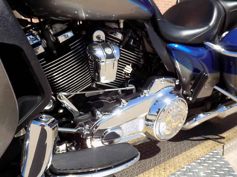 Electra Glide® Ultra Limited® Low