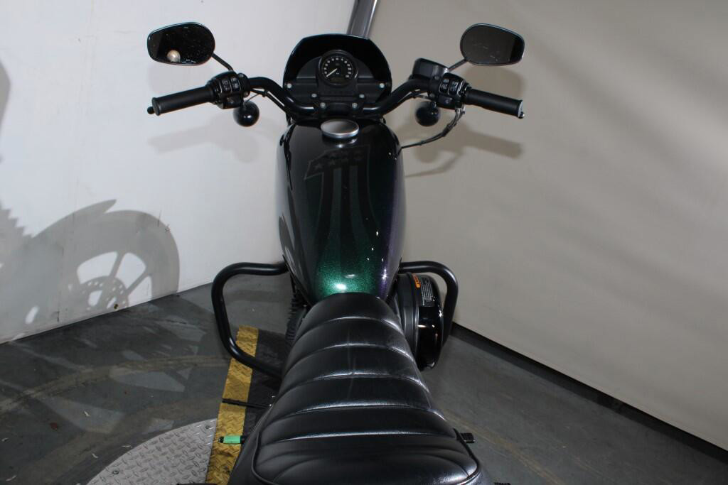 Iron 883®