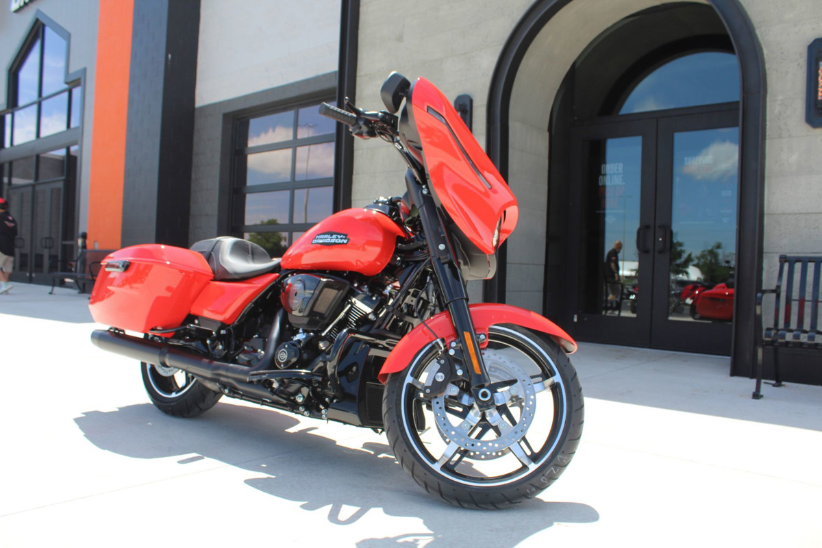 Street Glide®