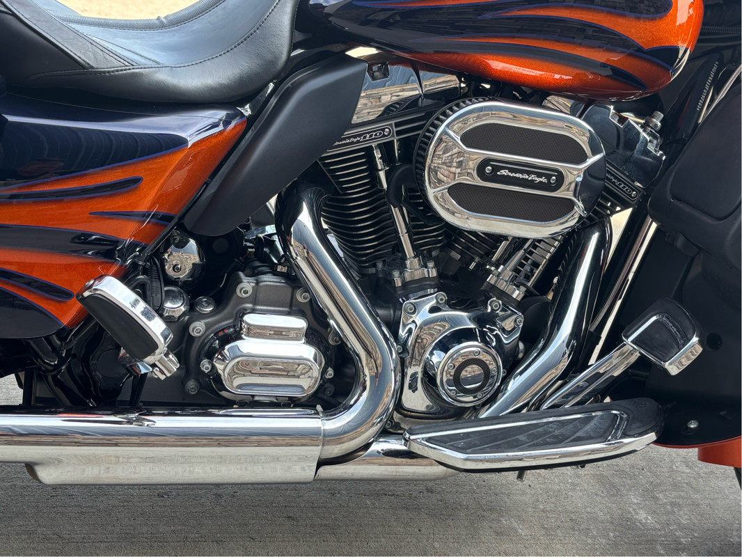CVO® Street Glide®