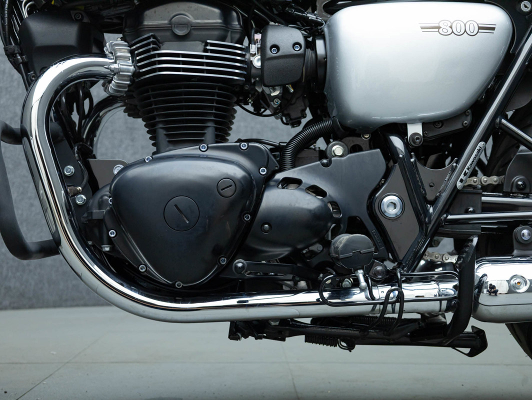 W800 Cafe