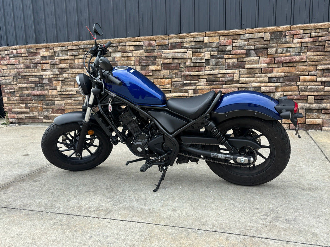 Rebel 300