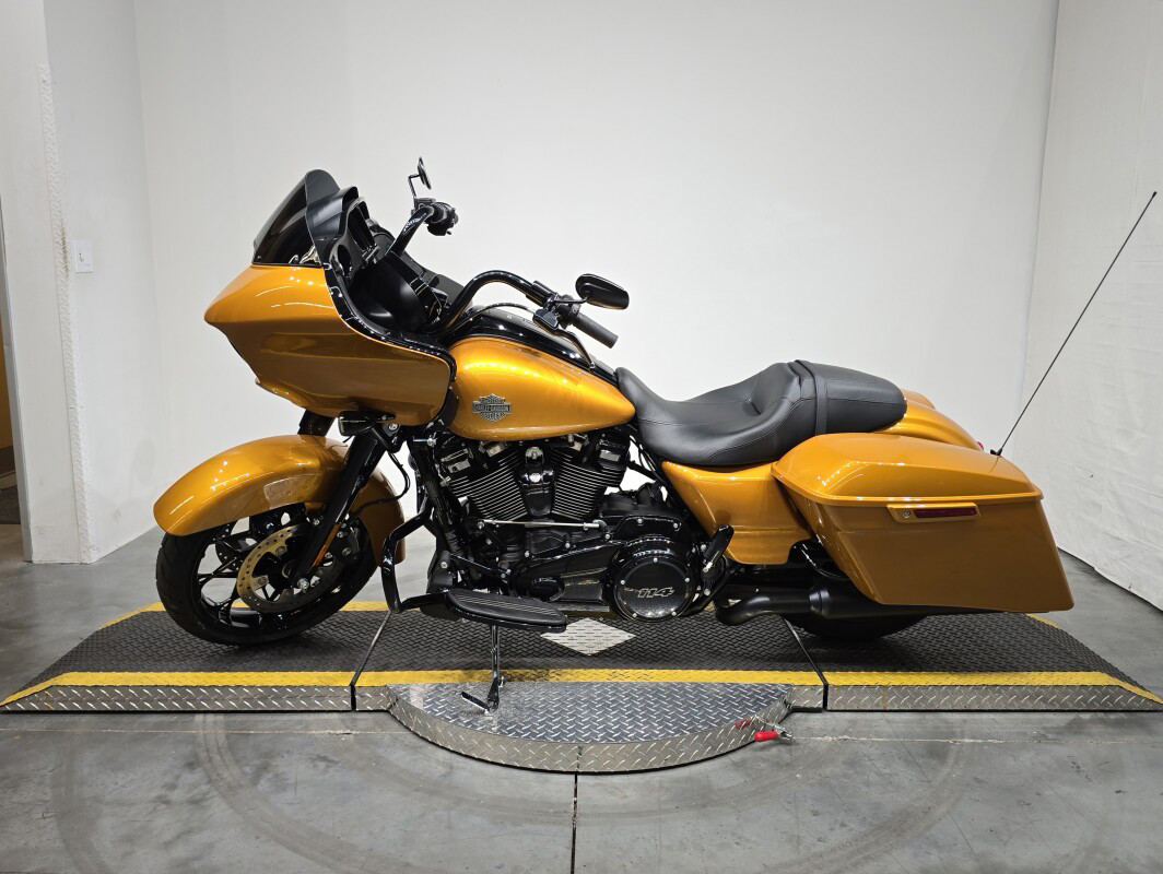 Road Glide® Special