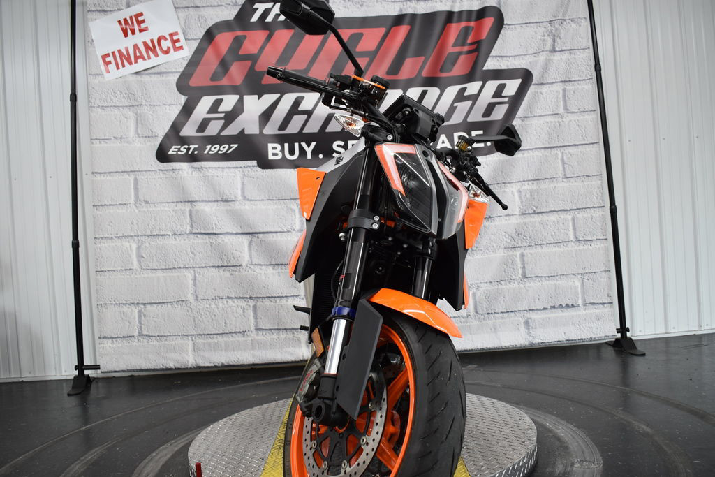 1290 Super Duke R