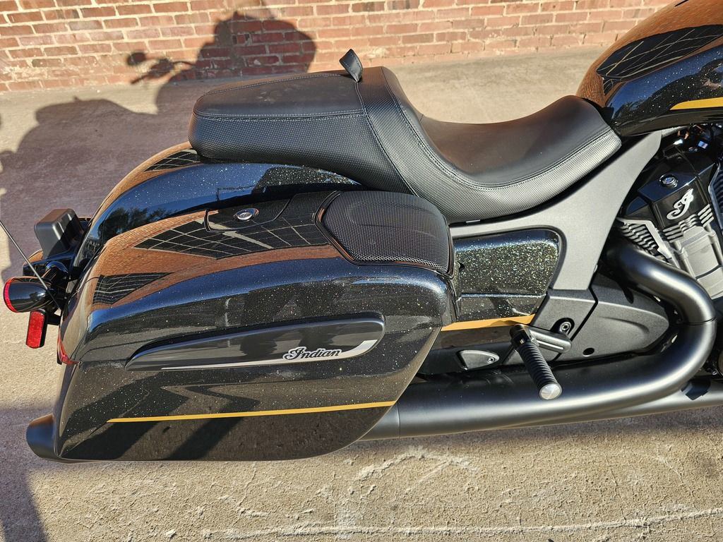 Challenger Dark Horse 112