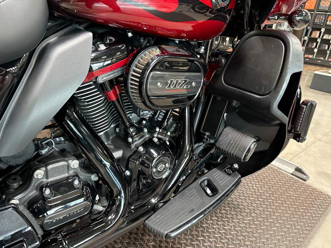 CVO® Road Glide®