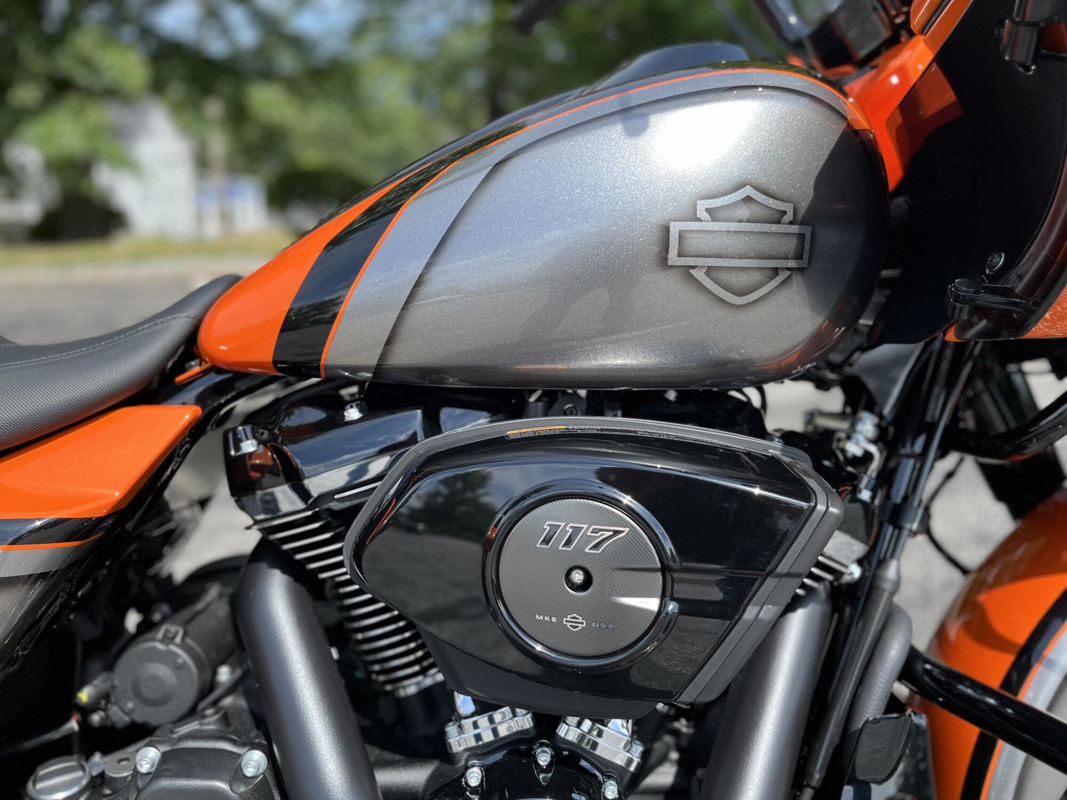 Road Glide®