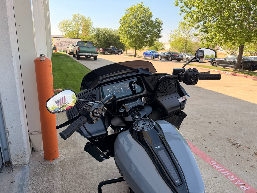 Road Glide®