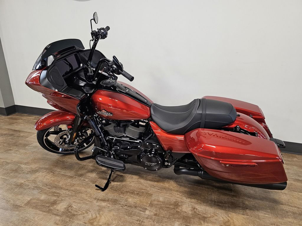 Road Glide®
