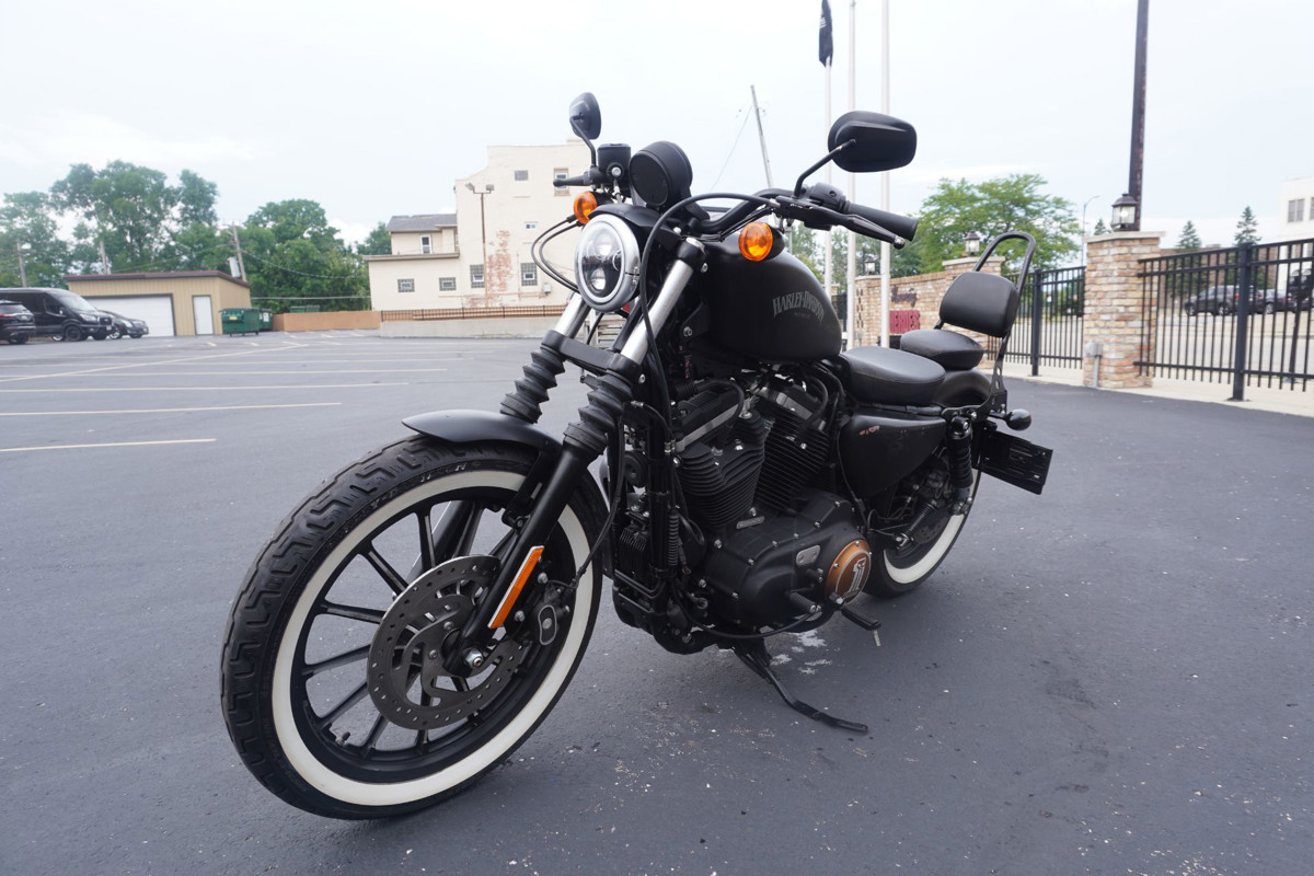 Sportster® Iron 883®