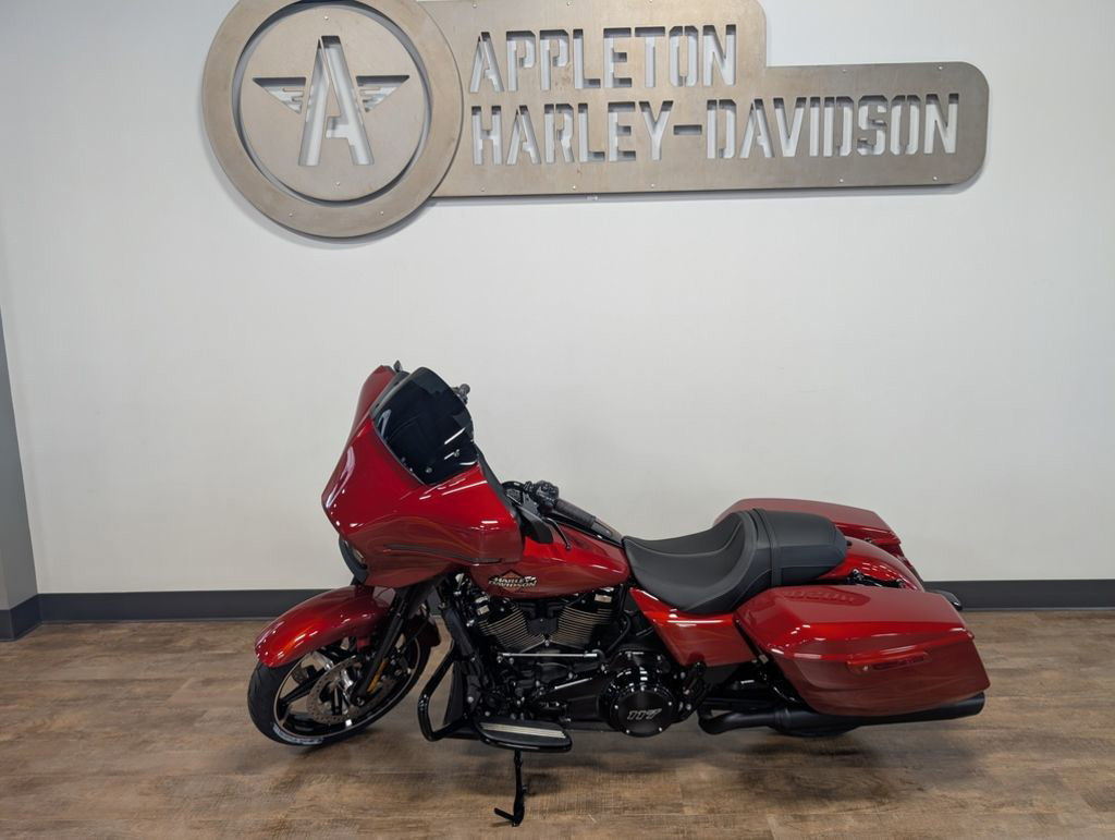 Street Glide®