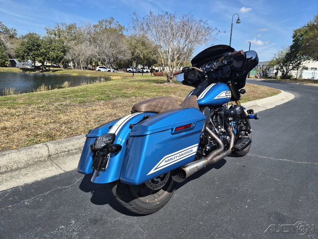 Street Glide® ST