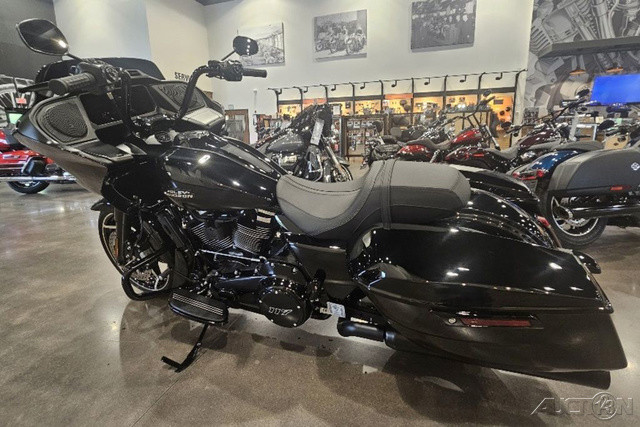 Road Glide®