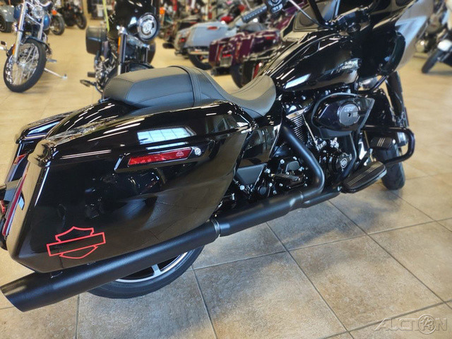 Road Glide®