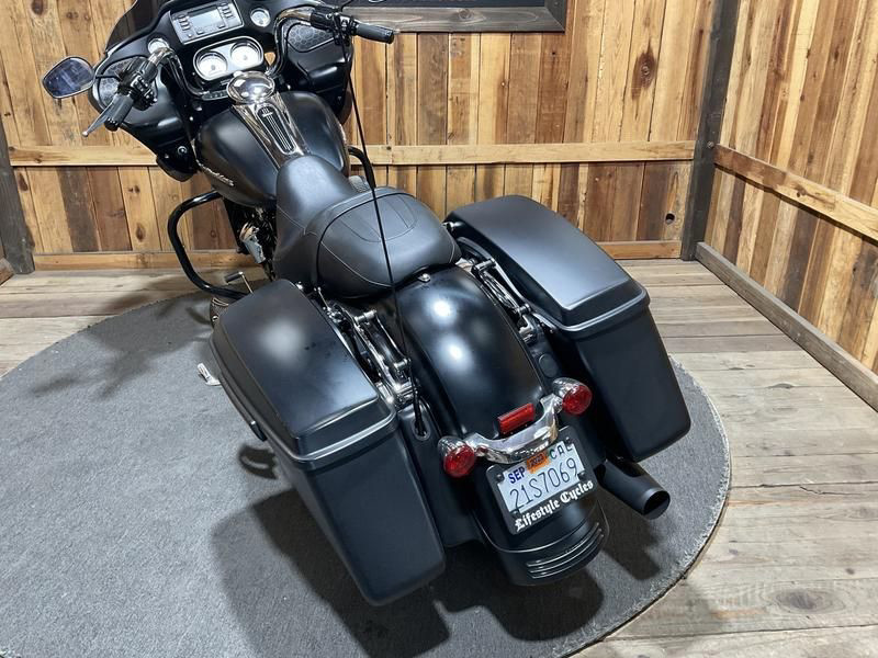 Road Glide®