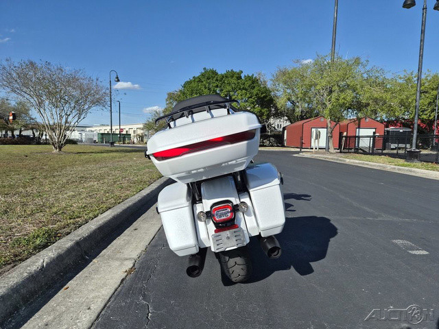 Street Glide® Limited