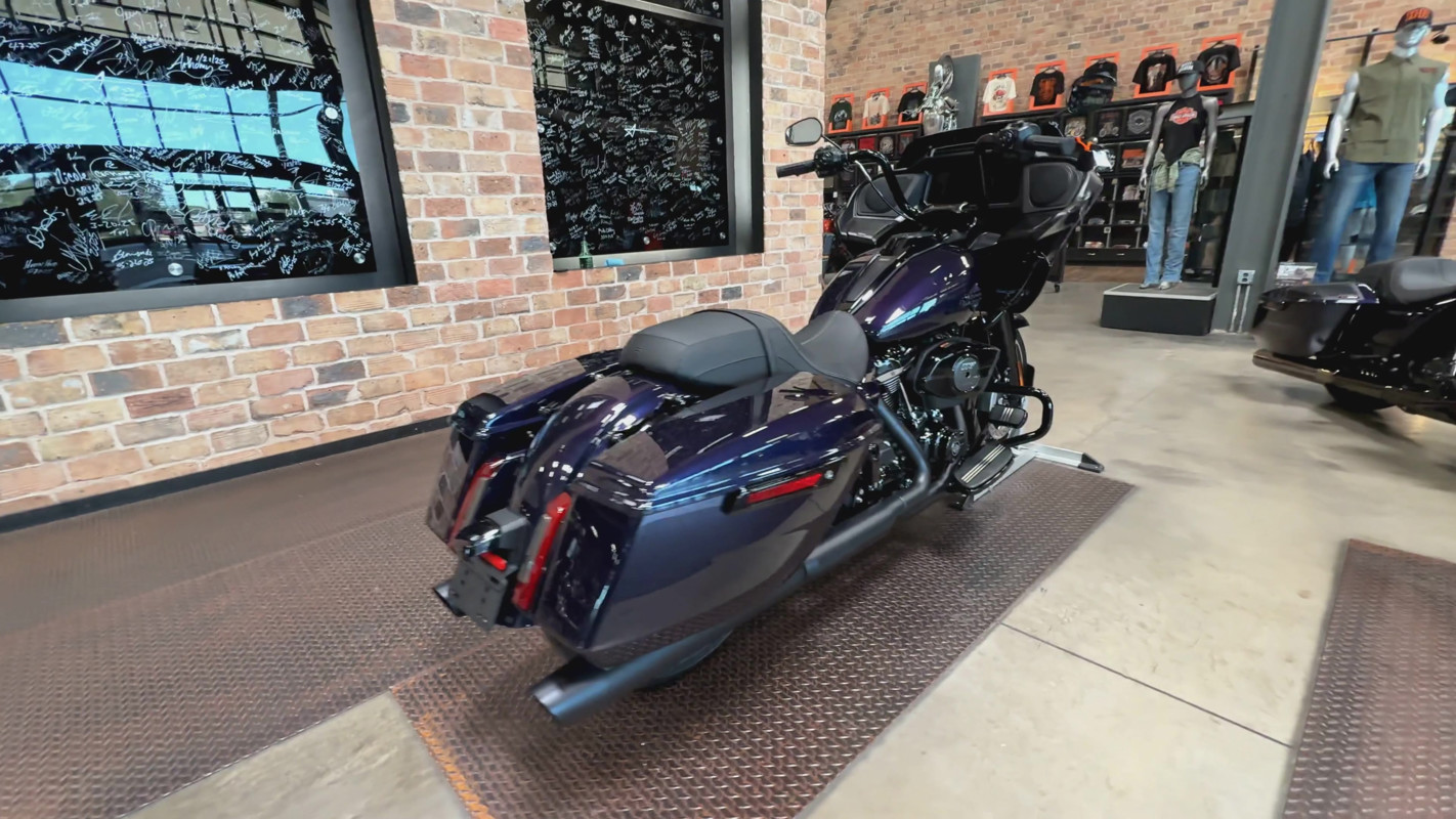 Road Glide®