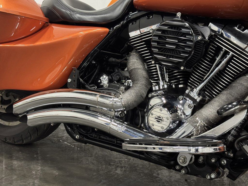 CVO™ Road Glide® Custom 