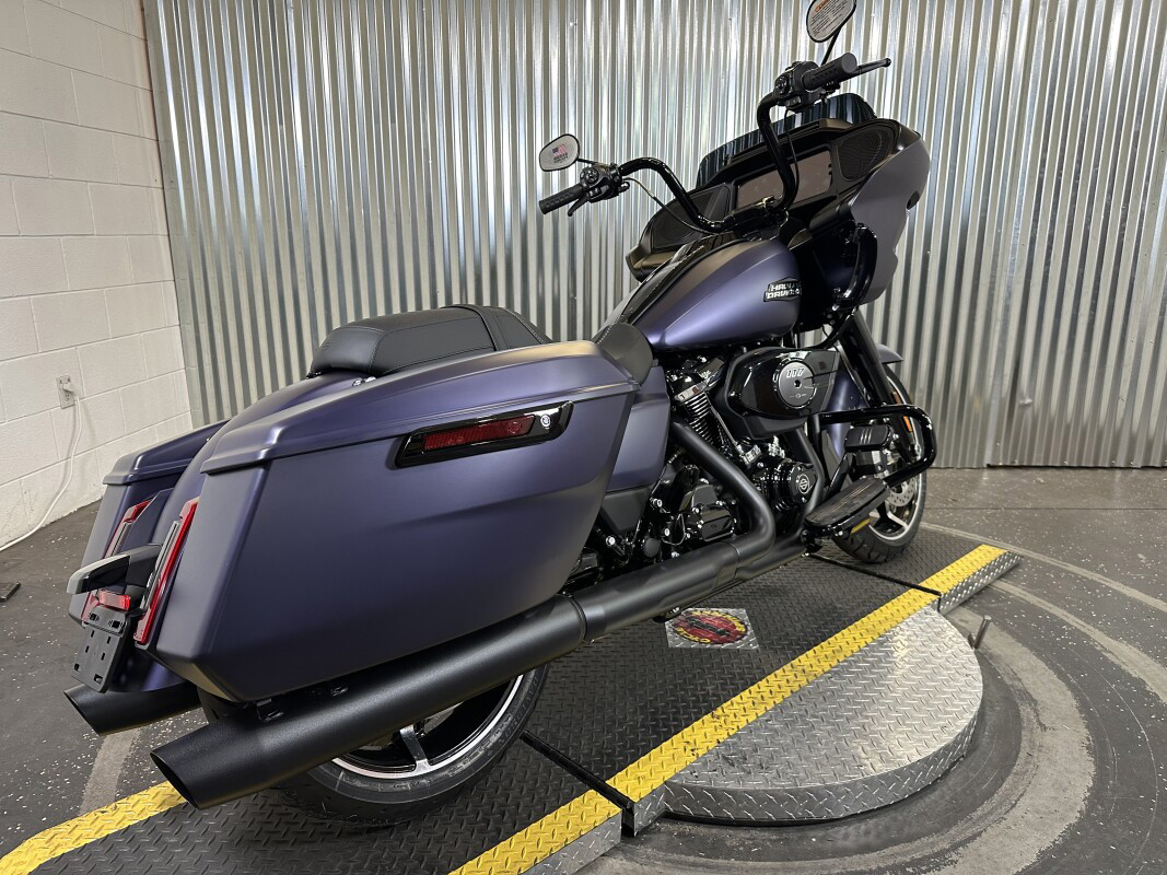 Road Glide®