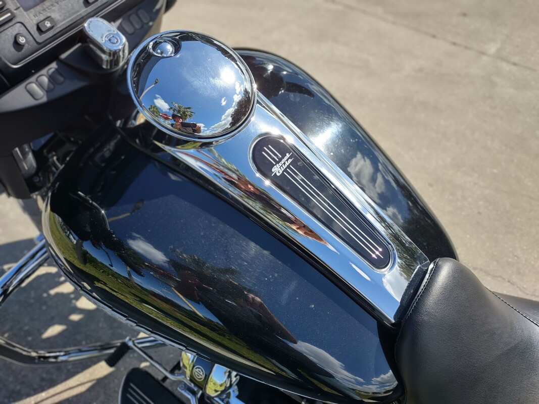 Street Glide®