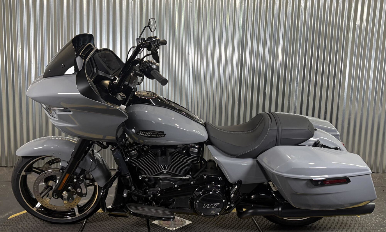 Road Glide®