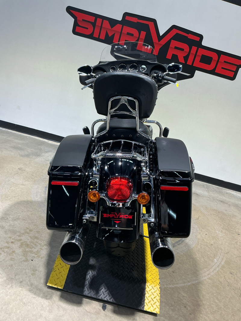 Electra Glide® Standard