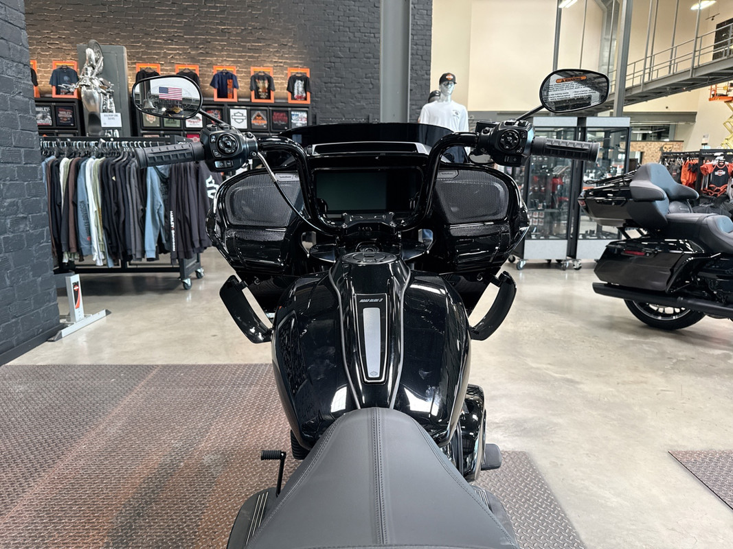 Road Glide® 3